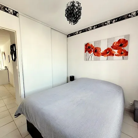 T3 - 4 Pers, Clim, Wifi, Parking, Loggia, 3 étoiles - Fr-1-794-139 *